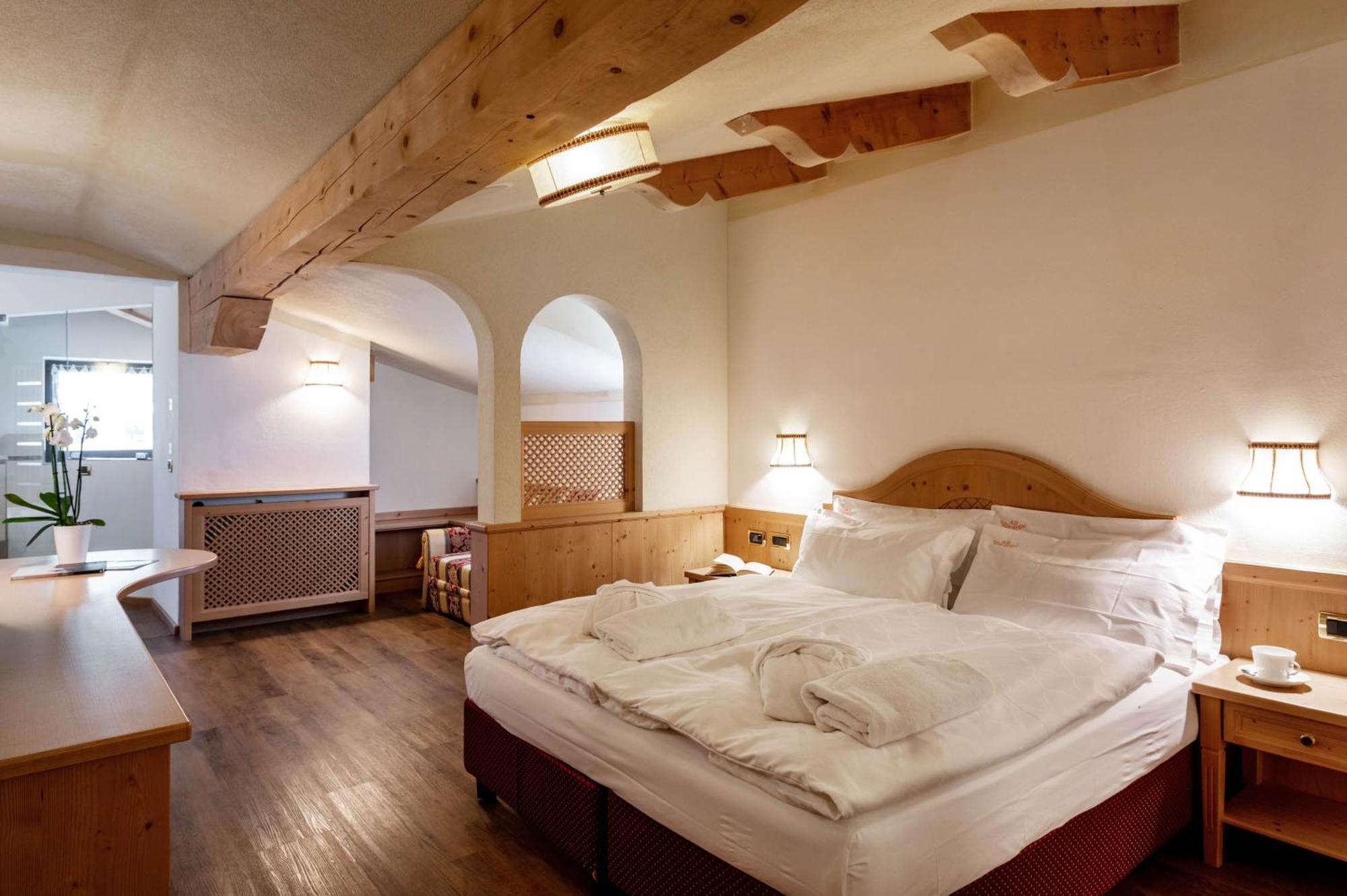 Hotel Terme Antico Bagno Pozza di Fassa Δωμάτιο φωτογραφία